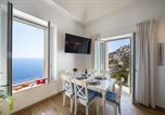 Location vacances  Province de Salerne - Casa Madonna del Mare-1