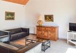 Location vacances Roisel - 2 Bedroom Stunning Home In Roisel-2