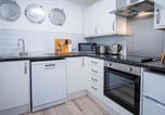 Location vacances  Gare de Swansea - The Crows Nest - 1 Bed Apartment - Swansea Marina-3