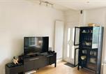 Location vacances Deauville - Cosy Town house with its beautiful terrace-3