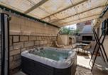 Location vacances Selca - 2 Bedroom Stunning Home In Selca-3