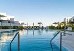 Location vacances Manilva - Exclusive Two-Bed Coastal Apartment in Pure South-1