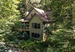 Location vacances Staunton - Wooded Mtn. Retreat with Wintergreen Advantage-2