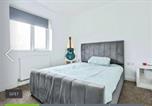 Location vacances  Aéroport international de Birmingham - 2 Bed Terrace House with modern touch-3