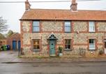 Location vacances Great Bircham - Maurice Cottage-1