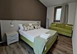 Location vacances Brescia - Apartment in Iseo with Pool-4