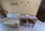 Location vacances  Monte San Giorgio - La casetta-2