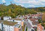 Location vacances Heidelberg - Traumhaft gelegene Altbau-Wohnung im Herzen von Weinheim - Parking-3
