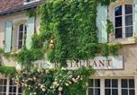 Hôtel Tournon-Saint-Pierre - Logis Hôtel Restaurant Relais de la Mothe-1