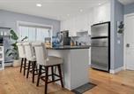 Location vacances Calgary - Bright and Open Coziness. 10 minutes to Stampede-3