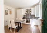 Location vacances  Province de Ferrare - Gold Apartment-3