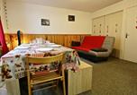Location vacances Chamrousse - Appartement 2 pièces + cabine 6 places, proche pistes et commerces à Chamrousse FR-1-549-50-4
