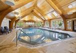 Location vacances  Quechee Gorge - Highridge A3 Ultimate Mountain Getaway 3-Bedroom Retreat with Fireplace, Hot Tub & Pool-4