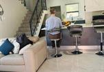 Location vacances Gaborone - Modern, two-story luxury house-4