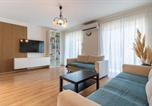 Location vacances Cres - Apartment in Cres with sea view, balcony, air conditioning, Wi-Fi (4249-1)-1