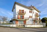 Location vacances Cinigiano - 6 Bedroom Amazing Home In Monticello Amiata-1