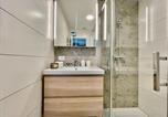 Location vacances Antwerpen - Antwerp Retreat with Kosher Kitchen-3