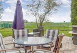 Location vacances  Gare de Greifswald - Nice Home In Behrenhoff With Kitchen-3