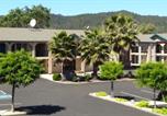 Hôtel Willits - Cloverdale Wine Country Inn & Suites-1