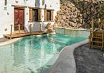 Location vacances Iznájar - Lovely Home In Rute With Wifi-1