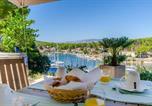Location vacances  Vrboska - Apartments Vila Jelka-2