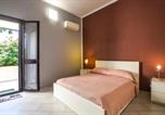 Location vacances Augusta - 5 Bedroom Gorgeous Home In Brucoli-4