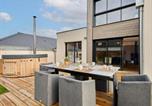 Location vacances Gouville-sur-Mer - Holiday Home L'Aventure Gouvillaise by Interhome-1