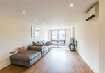 Location vacances Paddington - Bright and Modern 3 Bed Apartment Hyde Park Central London-2