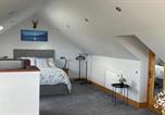 Location vacances Killarney - Studio Sleeps 2 -Private Hot Tub -Enclosed Garden-3