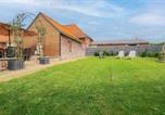 Location vacances Aire-sur-la-Lys - Nice Home In Wittes With Wifi-3