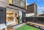 Location vacances  Nouvelle-Zélande - Modern 2br Townhouse in Mission Bay I Zodiak Stays-3