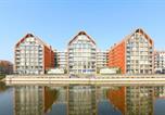 Location vacances Cząstkowo - Aura - Riverside & Parking by Downtown Apartments-4