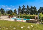 Location vacances Saumane-de-Vaucluse - Maison Avec Piscine Privée-2
