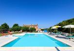 Location vacances Urbino - 4 Bedroom Awesome Home In Urbania-2