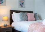 Location vacances  Gare de Swansea - Perfect Swansea Base for Families & Friends-4