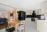 Location vacances Kings Langley - 5-Bed House with Garden Near Warner Bros Studios-3