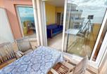 Location vacances Menton - Confortable 2p en centre-ville avec parking et terrasse - Fr-1-196-366-2