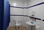 Location vacances Fuentes de León - Hostal 2 estrellas -Restaurante Las Tres Encinas En El Centro Del Pueblo-4