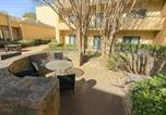 Hôtel Troy - Preston Suites by Ihg-4
