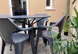 Location vacances Monhoudou - La P'tite Maison cosy pour 5 pers., centre-bourg - Fr-1-410-490-2