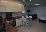 Location vacances  Gare de Schweinfurt - Ferienwohnung Steigerwaldblick-2