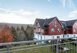 Location vacances  Gare de Suhl - Ferienwohnung Tannenblick 1-2-3