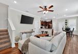 Location vacances San Antonio - Cozy 3br in Gated Community Near Jbsa & Seaworld Duplex-1