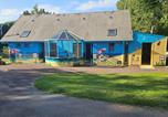Camping avec Quartiers VIP / Premium Port-en-Bessin-Huppain - Camping Les Gravelets-4