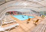 Camping avec Piscine Bretagne - Flower Camping La Blanche Hermine-1