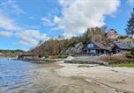 Location vacances Haugesund - Stunning Home In Sveio With Kitchen-1
