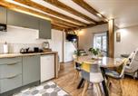 Location vacances Villeneuve-sous-Dammartin - Charmant appartement à proximité du Parc Astérix et de Chantilly-1