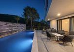Location vacances Mošćenička Draga - Villa in Istria with Heated Pool and 3 Bedrooms-1