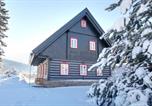 Location vacances Horní Marsov - Chalupa U smrku-1