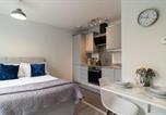 Location vacances Milton Keynes - Cotels at The Hub Serviced Apartments Fibre Wifi, Central Location in Vibrant Leisure Quarter, Free Parking-2